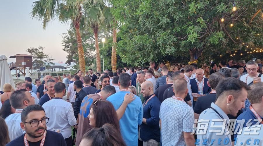 禁止涉毒艺人复出未剥夺其劳动权